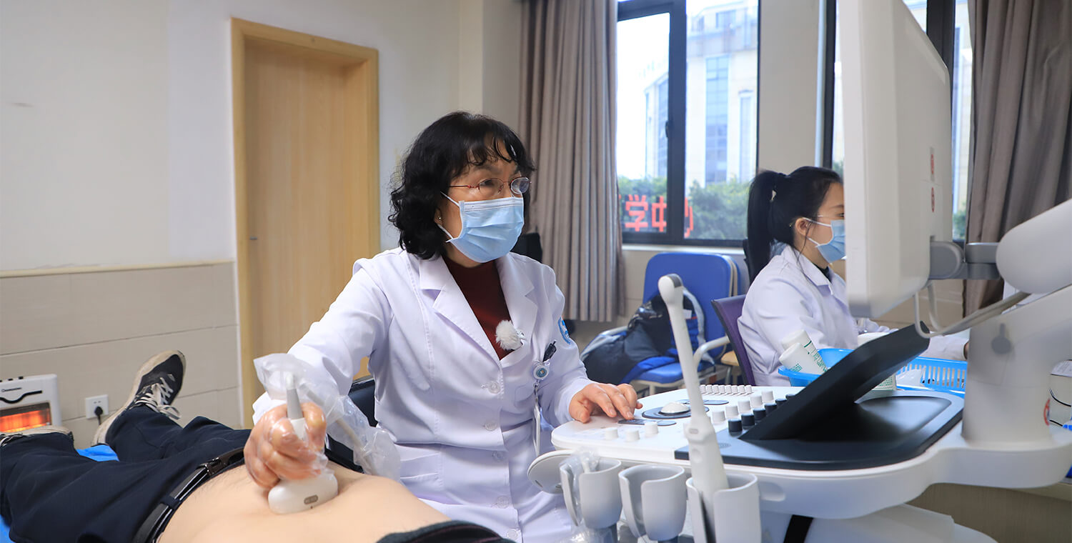 超声科门诊诊室