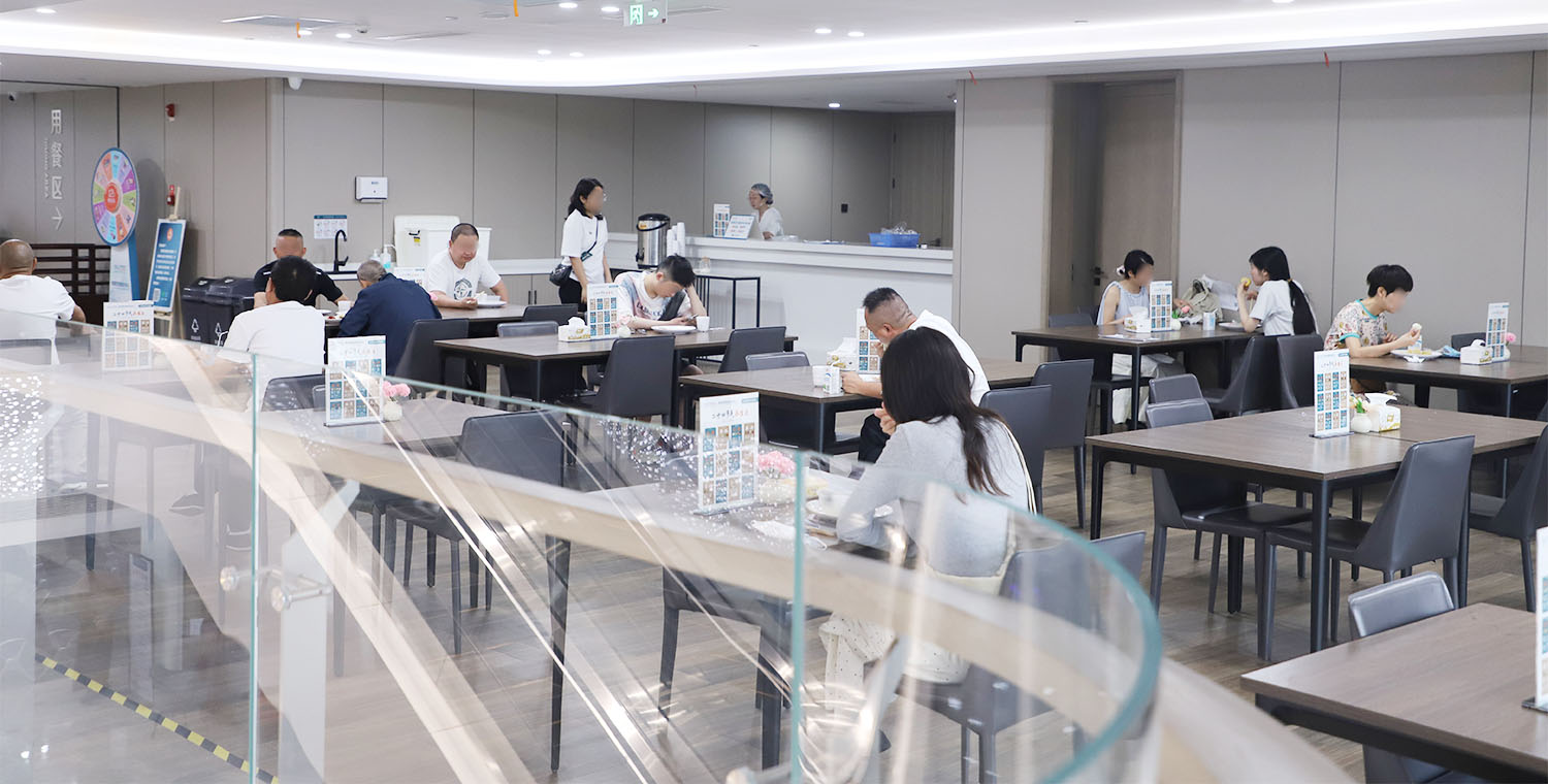二楼就餐区