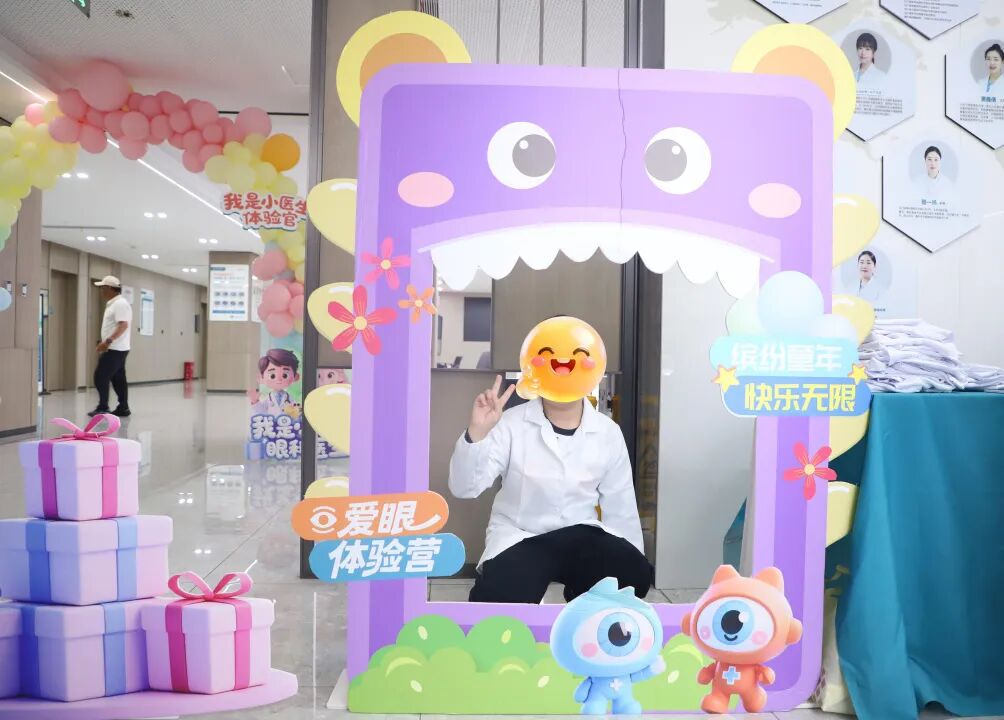 第三期&ldquo;小小医生&rdquo;游学活动圆满结束！萌娃上岗，医院探秘收获满满！医生